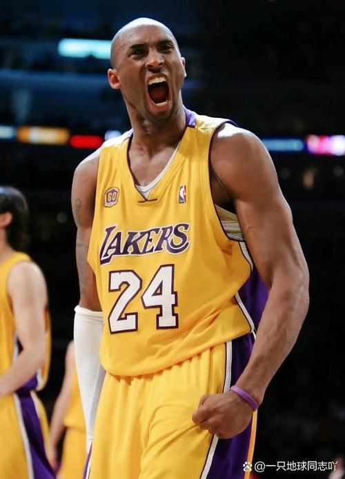 每体：贝西克塔斯已考虑引进奥尔特加，特狮的未来仍悬而未决（每体：贝西克塔斯考虑签下奥尔特加，特尔施特根去留成疑）