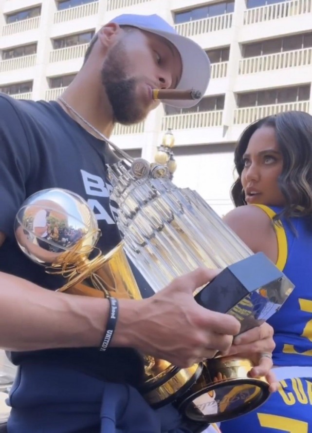 懂球译站｜债务、杠杆和未来：解密巴塞罗那的财政迷宫（懂球译站｜债务与杠杆之下：解读巴塞罗那的财政迷局与前景）